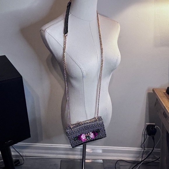 Betsey Johnson Black and Pink Floral Crossbody Bag - Picture 3 of 6